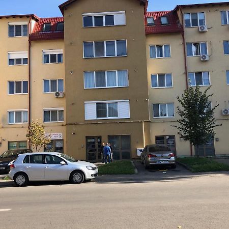 Gaby 2 Apartment Brasov Exterior photo